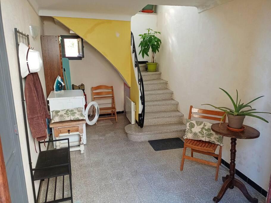 Maison 4 Pers Avec Jardin Au Pied Des Montagnes Ria Bagian luar foto